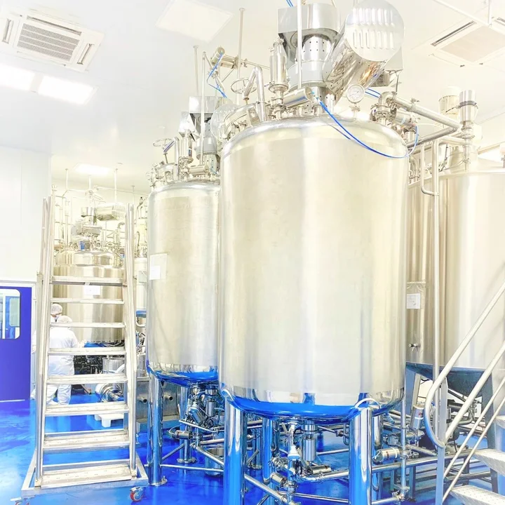 Pharmaceutical processing vessels
